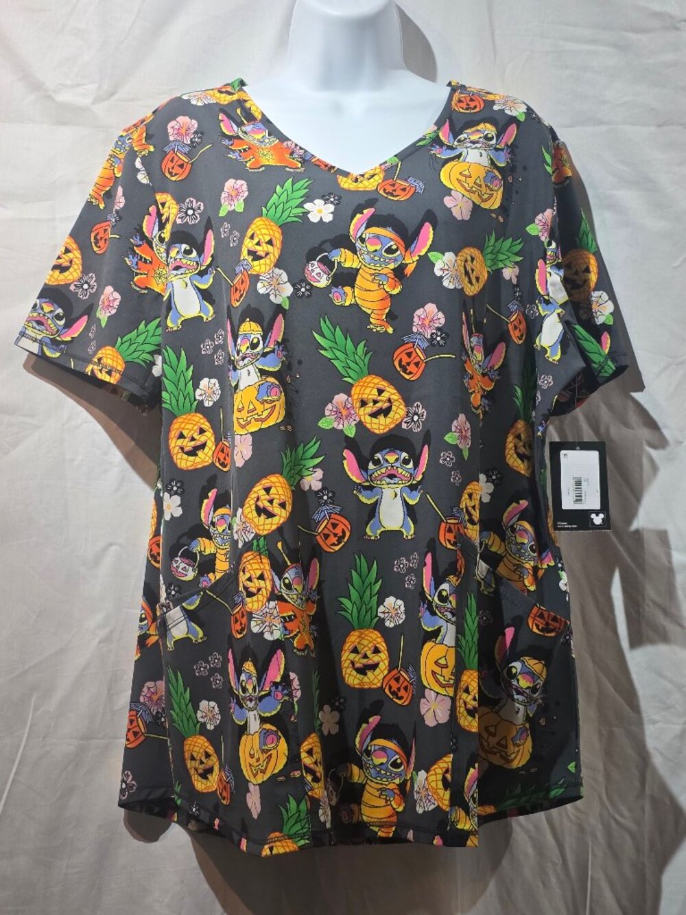NWT Disney Halloween Stitch Scrub Top Large - Witch Pumpkin Pineapple
